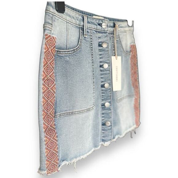 Driftwood - Button Front Raw Hem Boho Denim Mini Skirt - Size 26 with Pockets - Picture 4 of 11